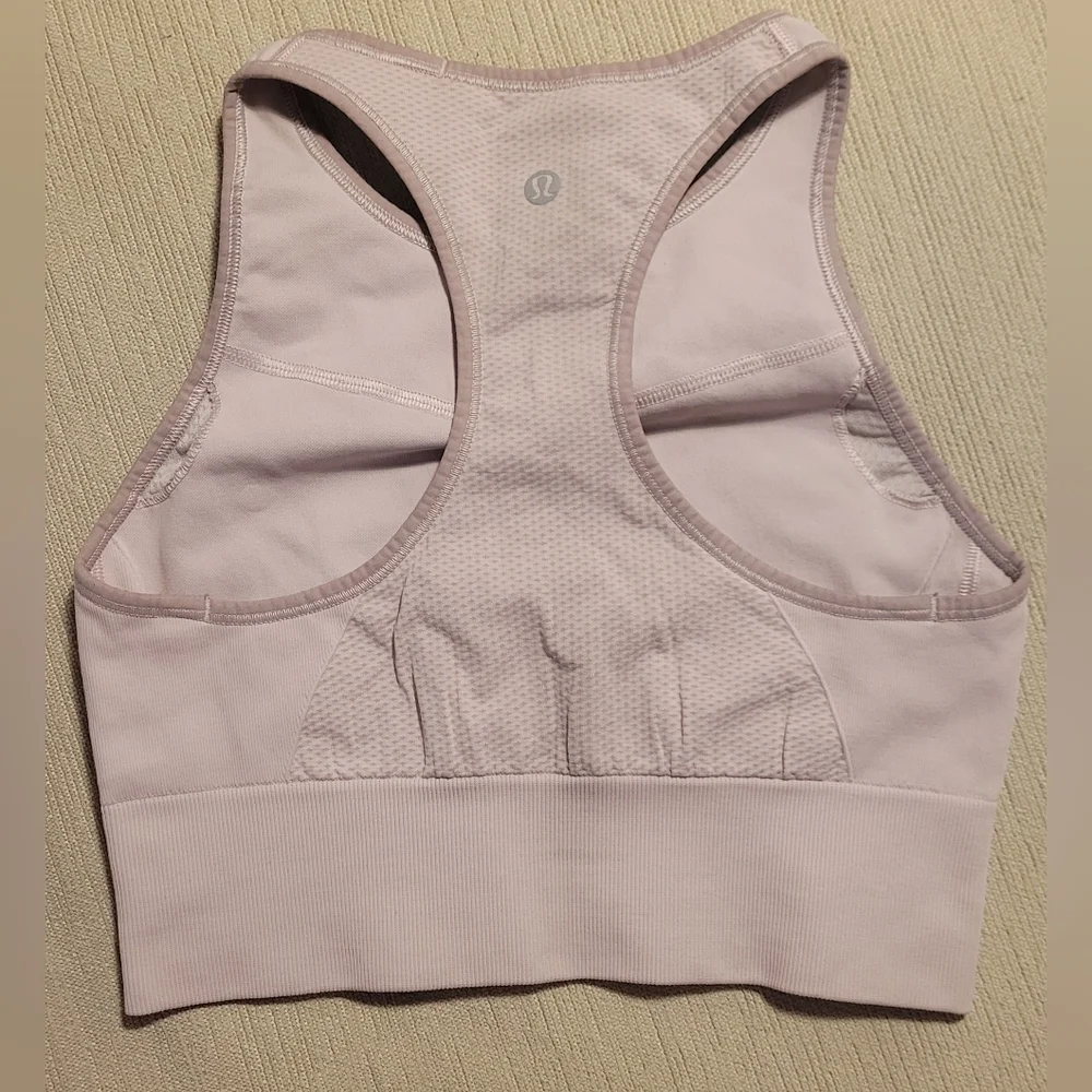 Lululemon Women's Lavender Sports Bra - Picture 2 of 5